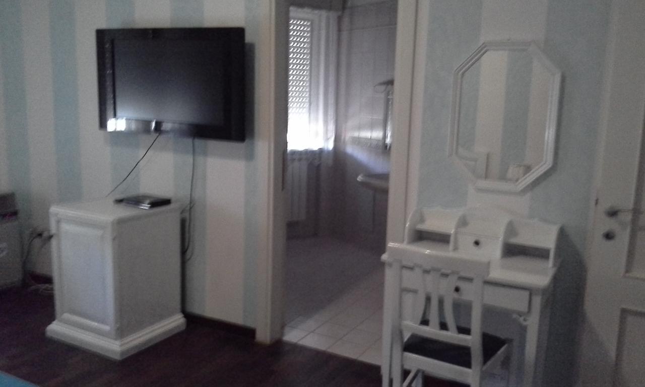 A57 Acomodação com café da manhã Casal Palocco Exterior foto