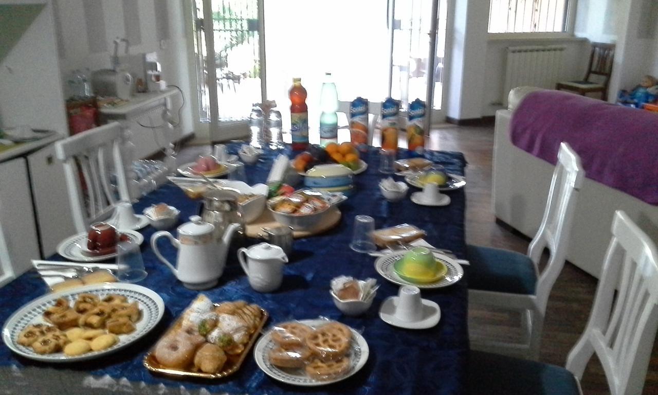 A57 Acomodação com café da manhã Casal Palocco Exterior foto