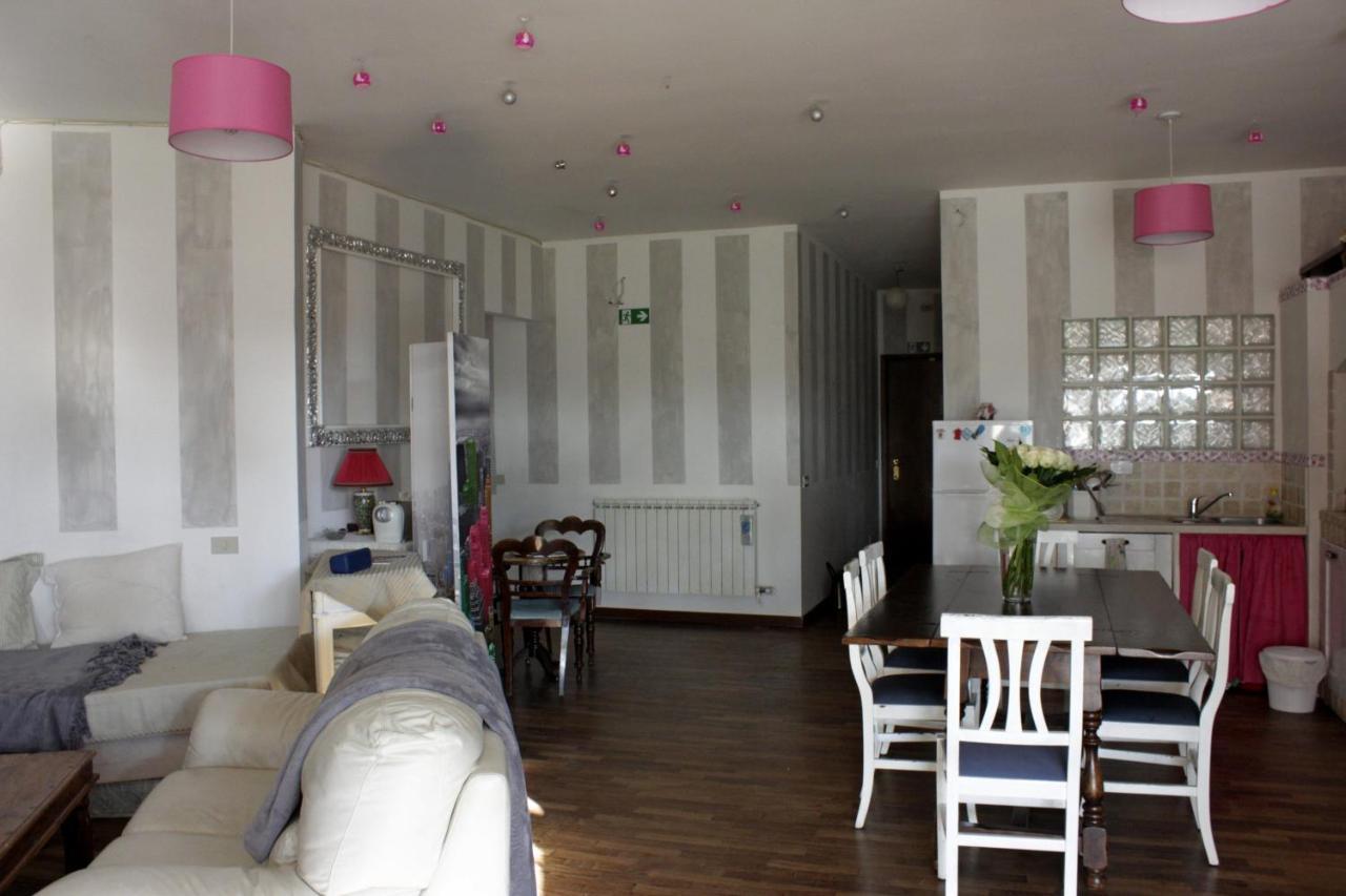 A57 Acomodação com café da manhã Casal Palocco Exterior foto